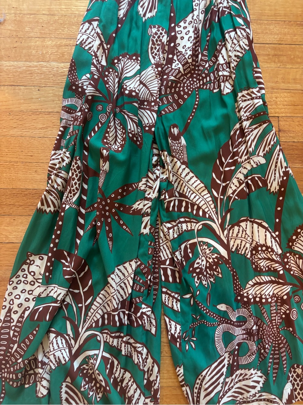 FARM Rio Green and Brown Botanical Print Maxi ⭐️NWT⭐️ Medium - Picture 2 of 4